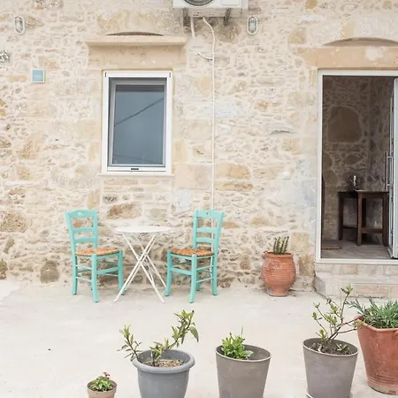 شقة Dina's Cottage,near Balos And Elafonisi Kaloudhianá